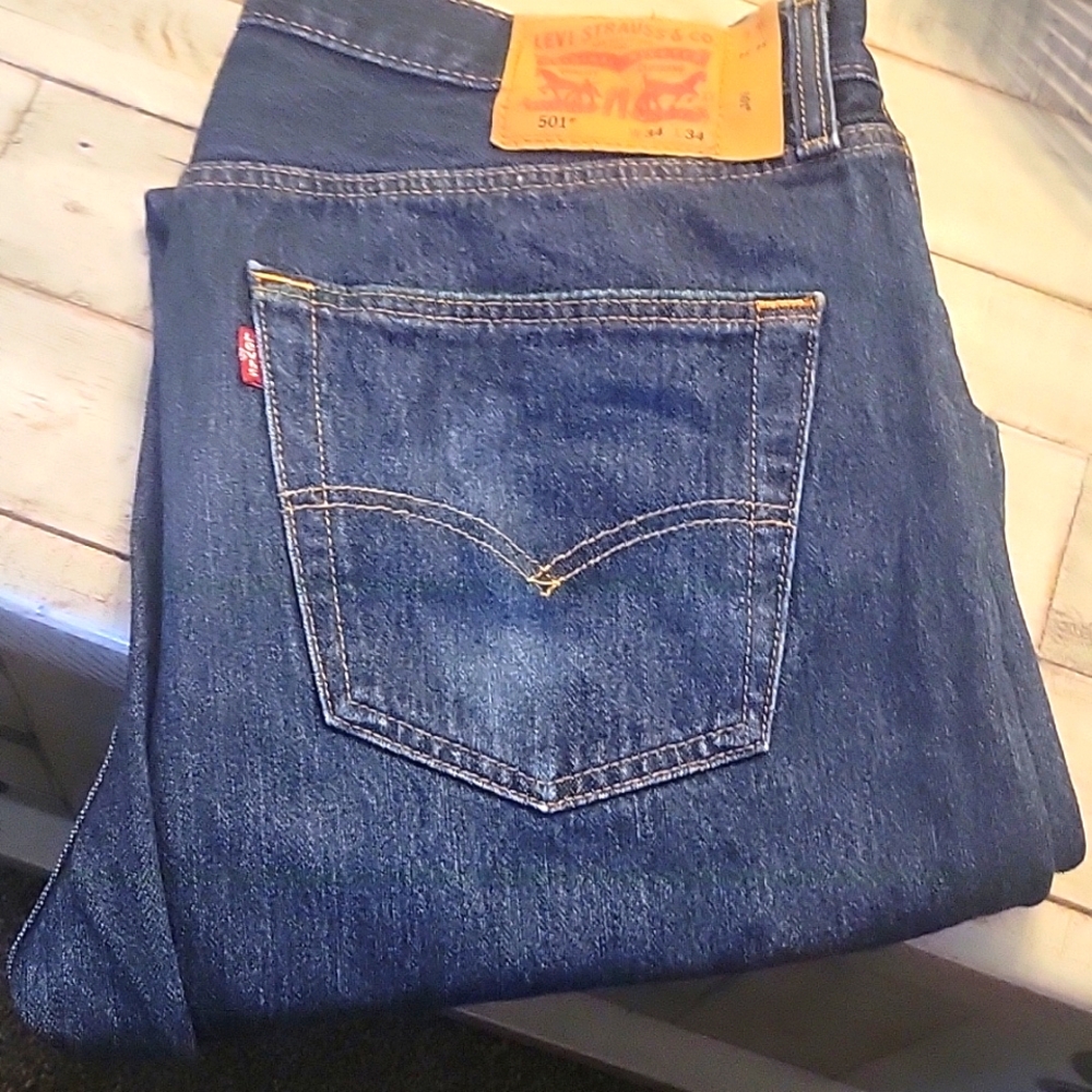 Levi 501 jeans